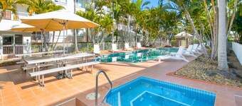 Bay Lodge Apartments