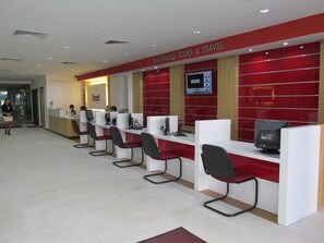 Reception - Promenade Service Apartments (Kota Kinabalu)