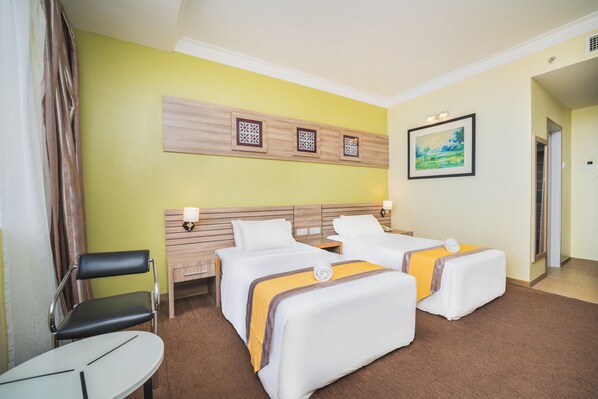 Iron/ironing board, free WiFi, bed sheets - HIG Hotel & Convention (Langkawi)