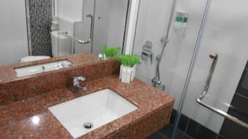 Junior Suite | Bathroom