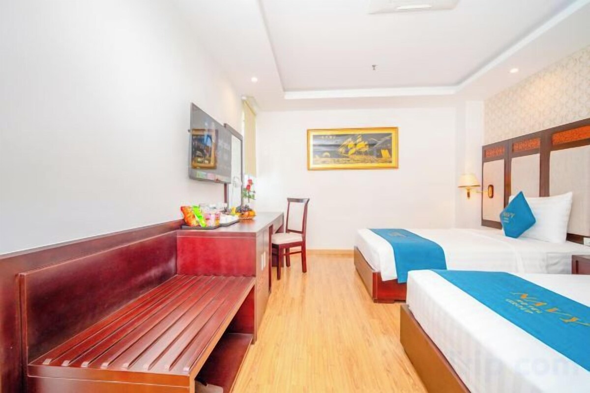 Minibar, in-room safe, desk, blackout curtains
