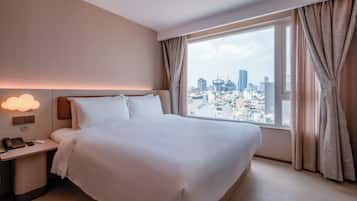 Two-Bedroom King Suite | Hypo-allergenic bedding, minibar, in-room safe, individually furnished