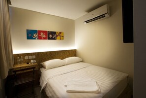 Superior Queen Room | Down duvets, Select Comfort beds, desk, free WiFi - Nest Boutique Hotel (Kuala Lumpur)