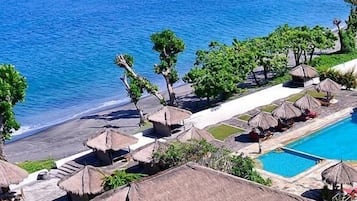 Outdoor pool, pool umbrellas, pool loungers