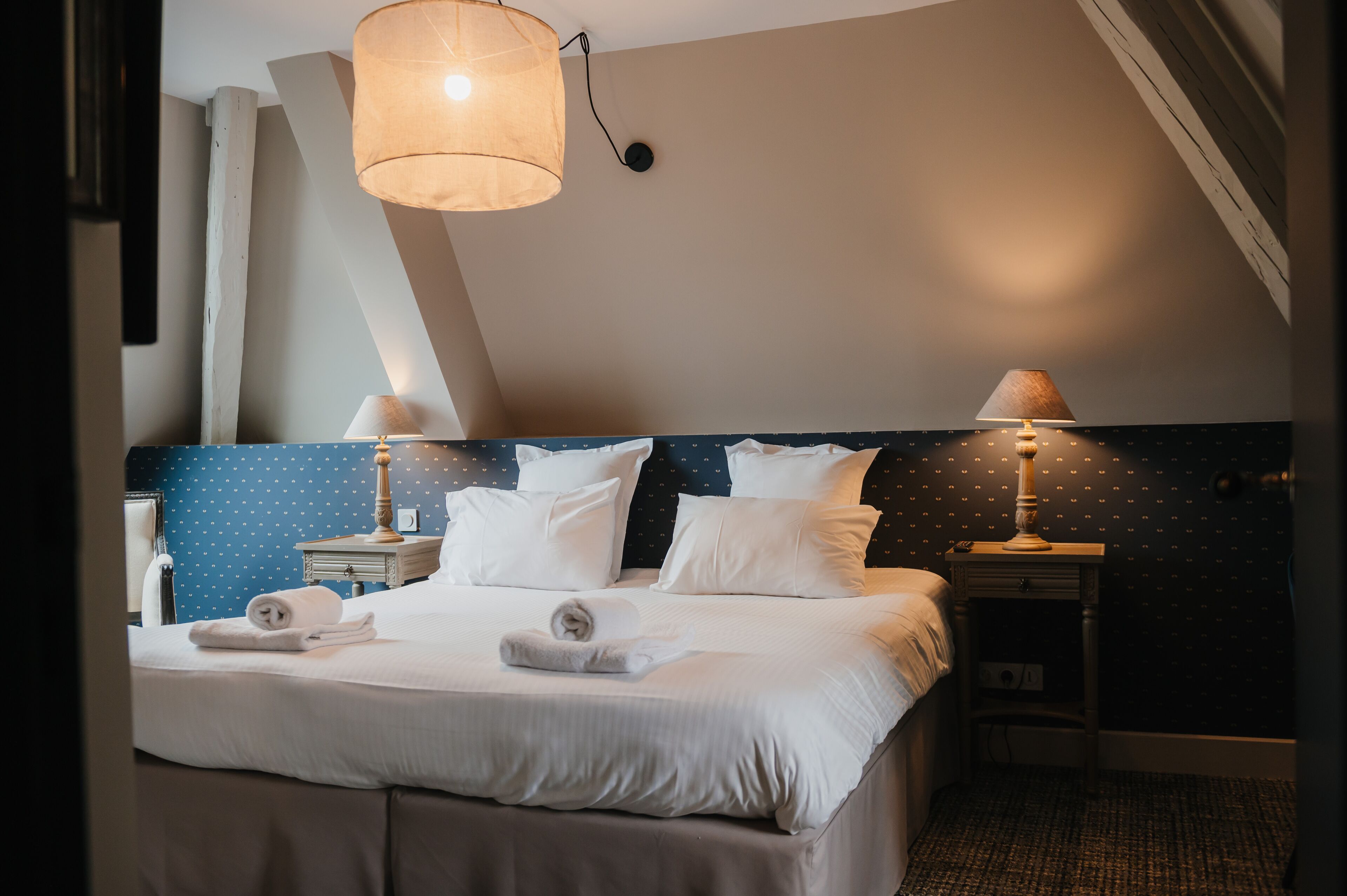 family room, multiple beds, non smoking | 1 bedroom, in-room safe, blackout curtains, soundproofing