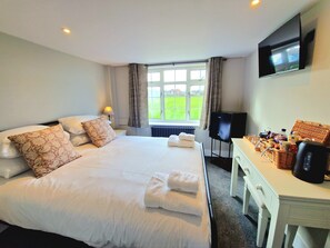 Standard Double Room, 1 King Bed, Mobility Accessible | Individually decorated, individually furnished, free WiFi, bed sheets - Dormy House Hotel (Cromer)