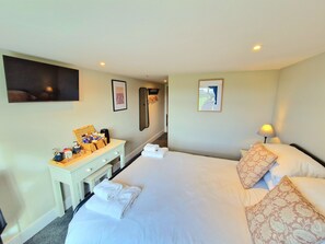 Standard Double Room, 1 King Bed, Mobility Accessible | Individually decorated, individually furnished, free WiFi, bed sheets - Dormy House Hotel (Cromer)