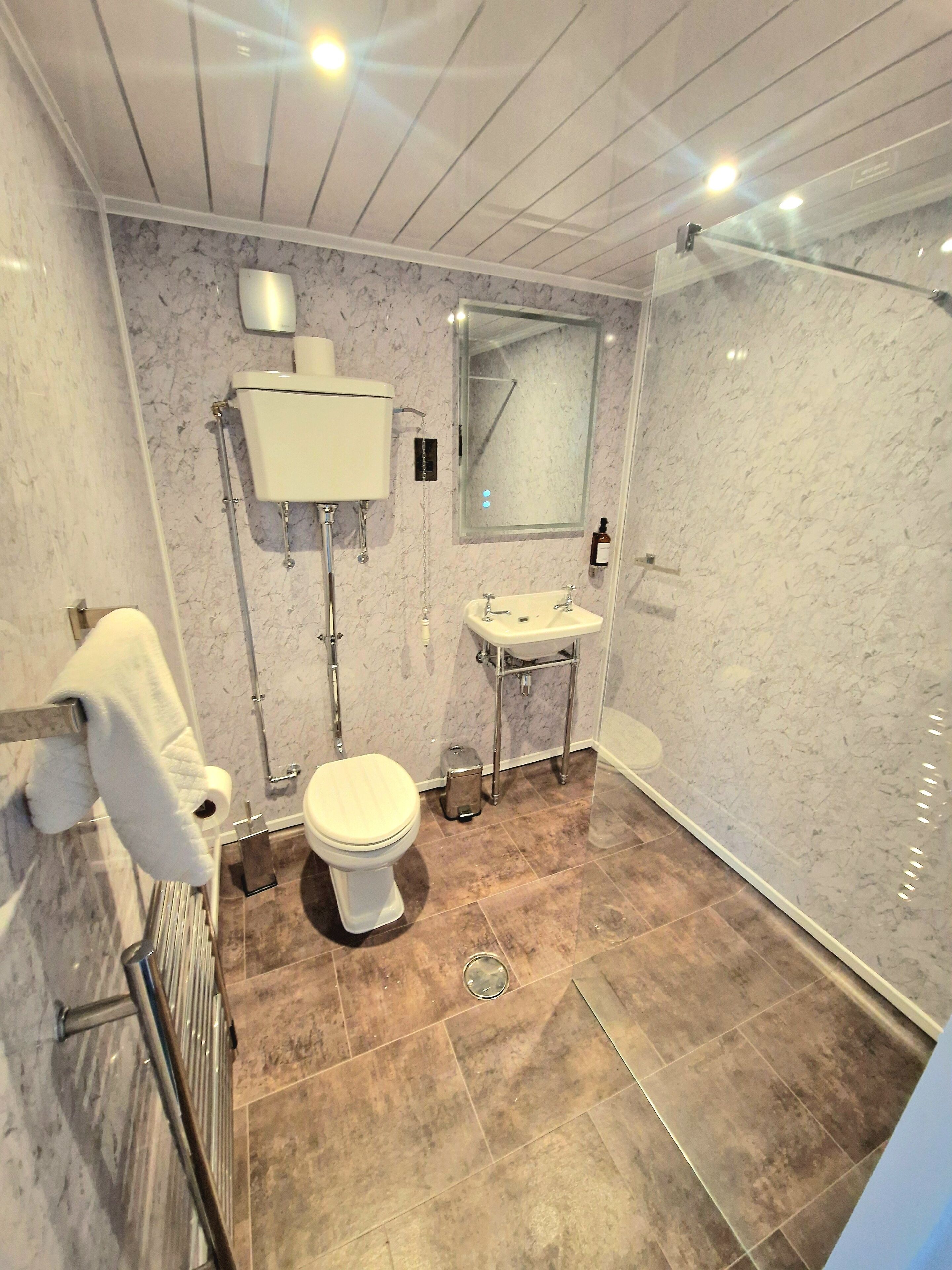 Standard-Doppelzimmer, 1 King-Bett, barrierearm | Badezimmer