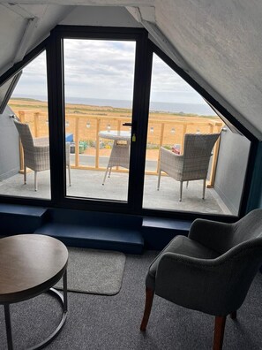 Deluxe Double Room, 1 King Bed, Balcony, Sea View