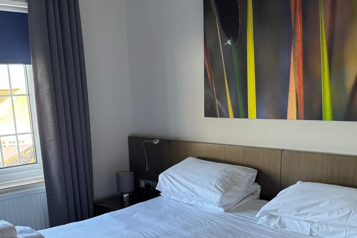 Double or Twin Room, Sea View | WiFi (free), individually decorated, individually furnished, bed sheets