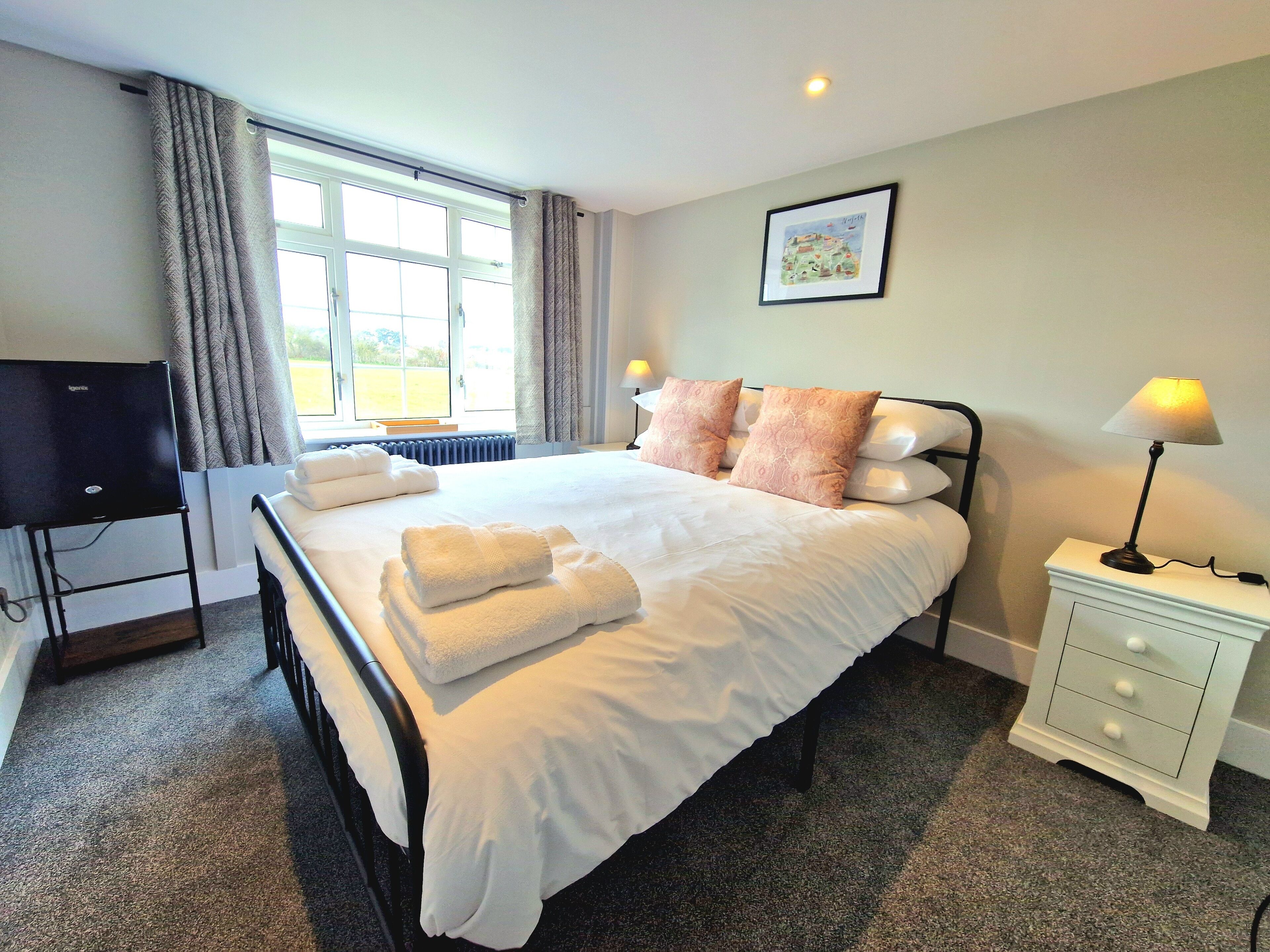 Dobbeltrom – premium | Sengetøy av topp kvalitet, individuelt dekorert og individuelt innredet