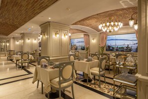 土耳其料理、露天餐廳 