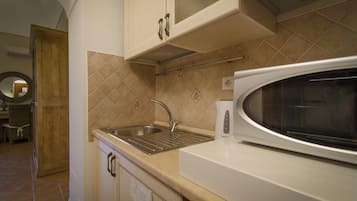 Mini-fridge, coffee/tea maker, electric kettle