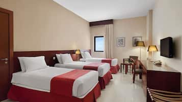 Minibar, in-room safe, desk, laptop workspace