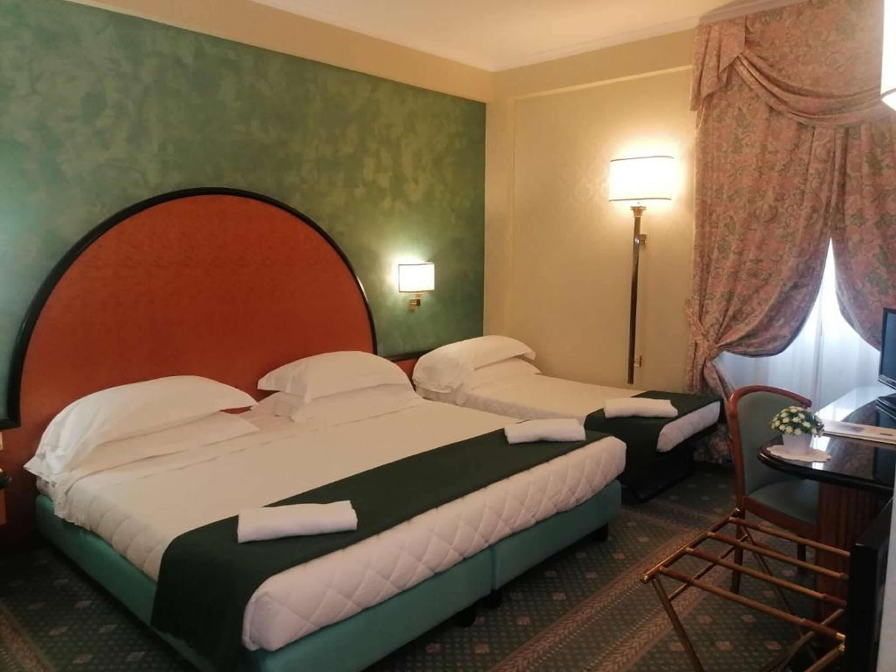 triple room | minibar, in-room safe, desk, soundproofing