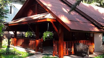 Pavilion Villa | Minibar, pengeskab på værelset, individuelt design, mørklægningsgardiner