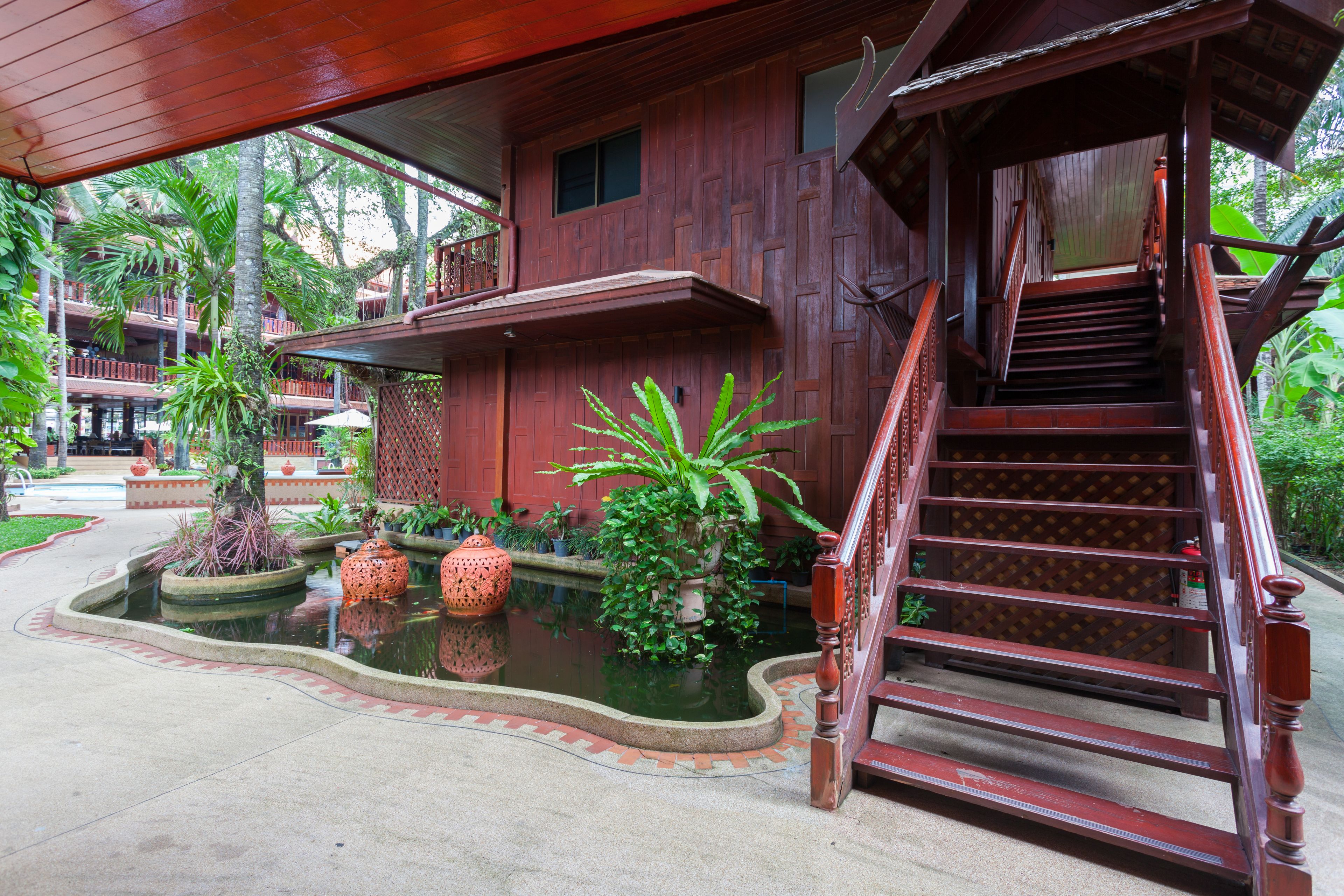 Foto - Royal Phawadee Village Patong - 2 Minutes walk to the beach