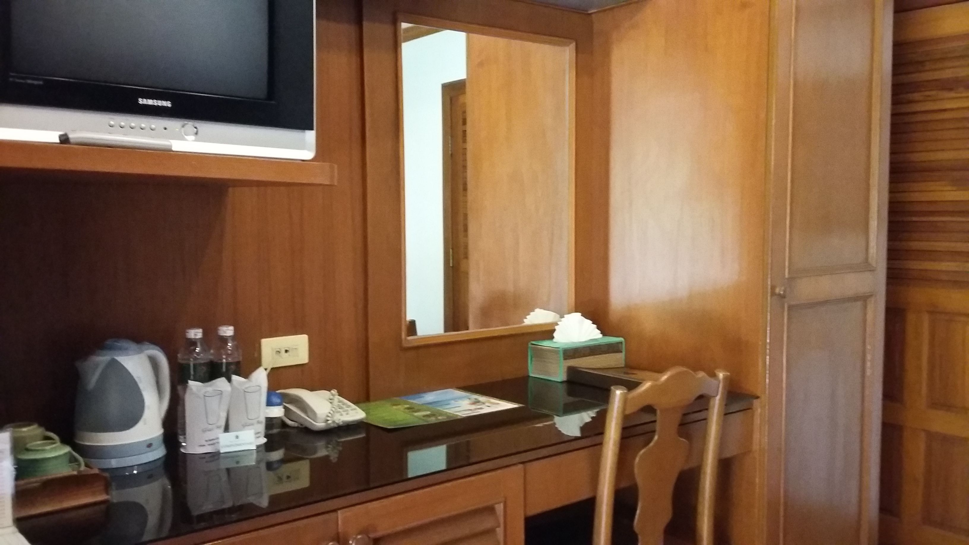 standard room | room amenity