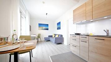 2-Zimmer Apartment (Exklusive Endreinigungsgebühr) | Wohnbereich