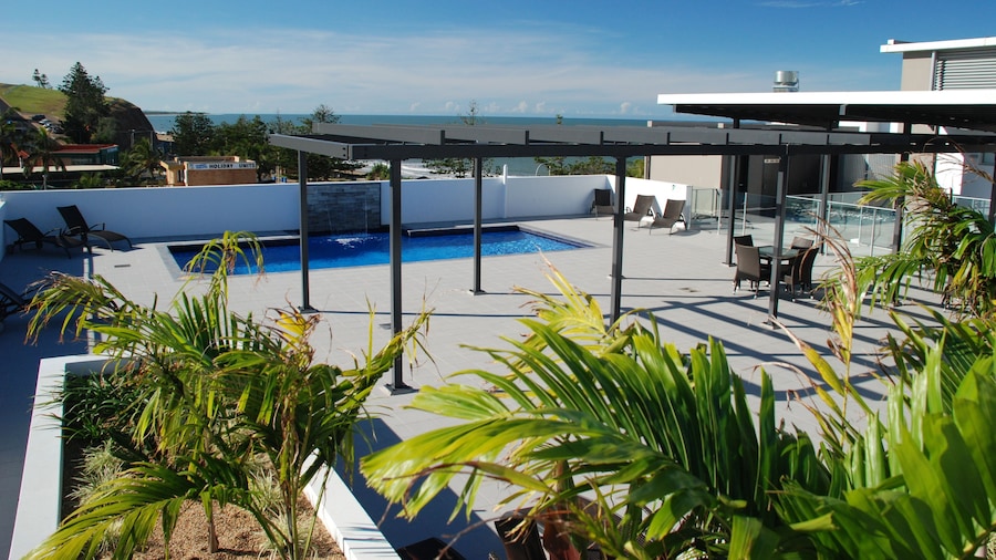 Echelon Apartments