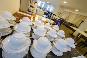 Daily buffet breakfast (USD 12 per person)