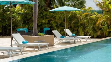 Outdoor pool, open 8:00 AM to 6:00 PM, free pool cabanas, pool umbrellas