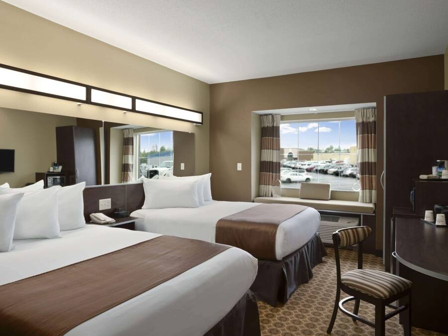 In-room safe, desk, laptop workspace, iron/ironing board