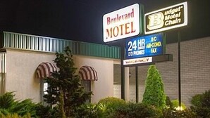 Exterior - Boulevard Motel (Stanthorpe)
