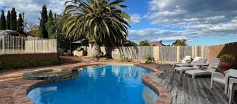 Summerhill Motor Inn