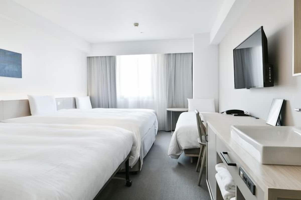 Desk, blackout curtains, iron/ironing board, free WiFi
