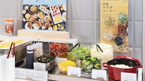 Café da manhã com buffet todos os dias (JPY 1000 por pessoa)