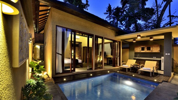 Caldora Villa with Private Pool | Cocina privada | Frigorífico y hervidor eléctrico