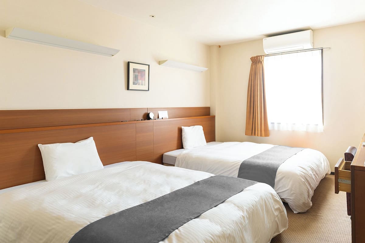 1 bedroom, desk, soundproofing, iron/ironing board