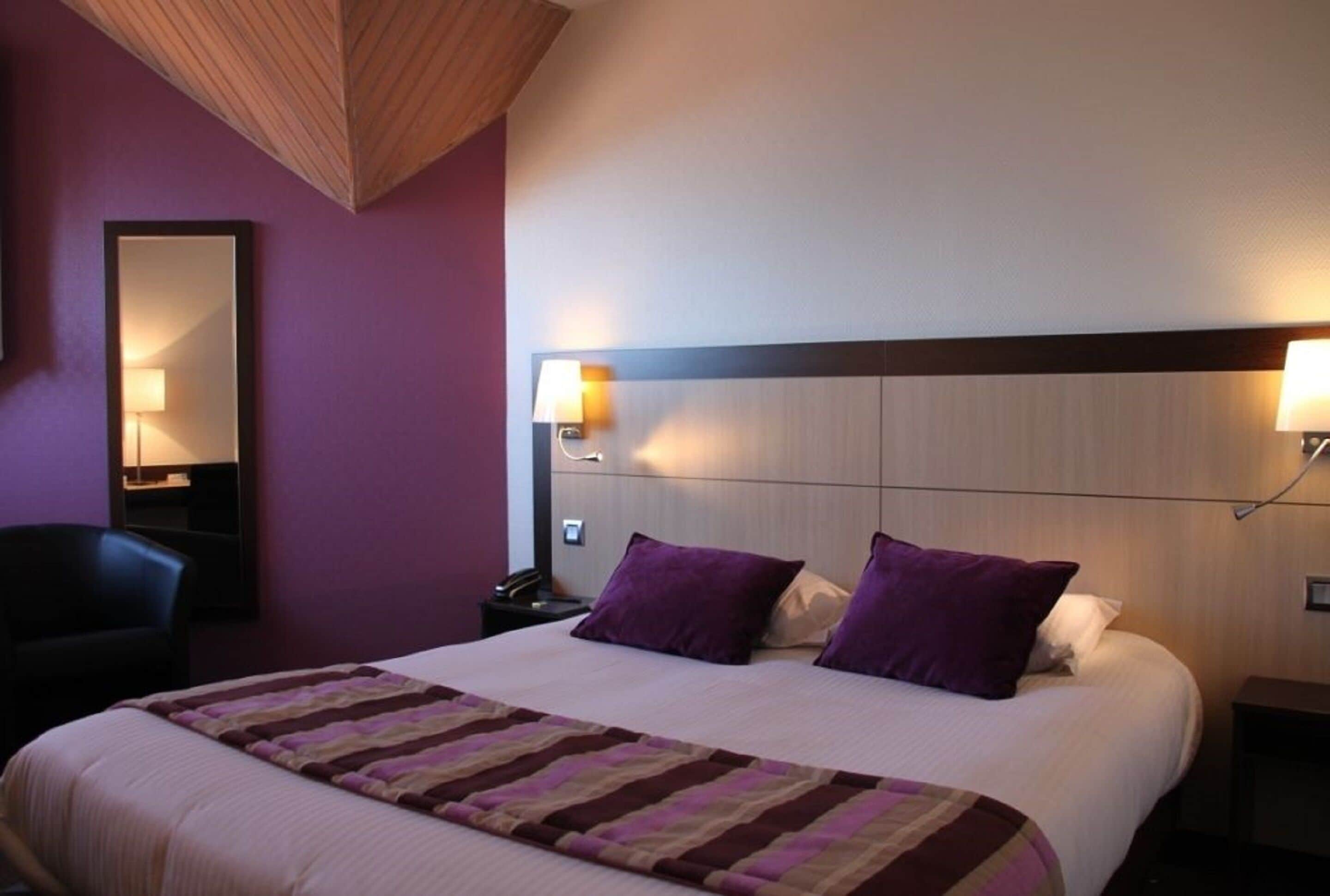 superior double room | minibar, in-room safe, desk, blackout curtains