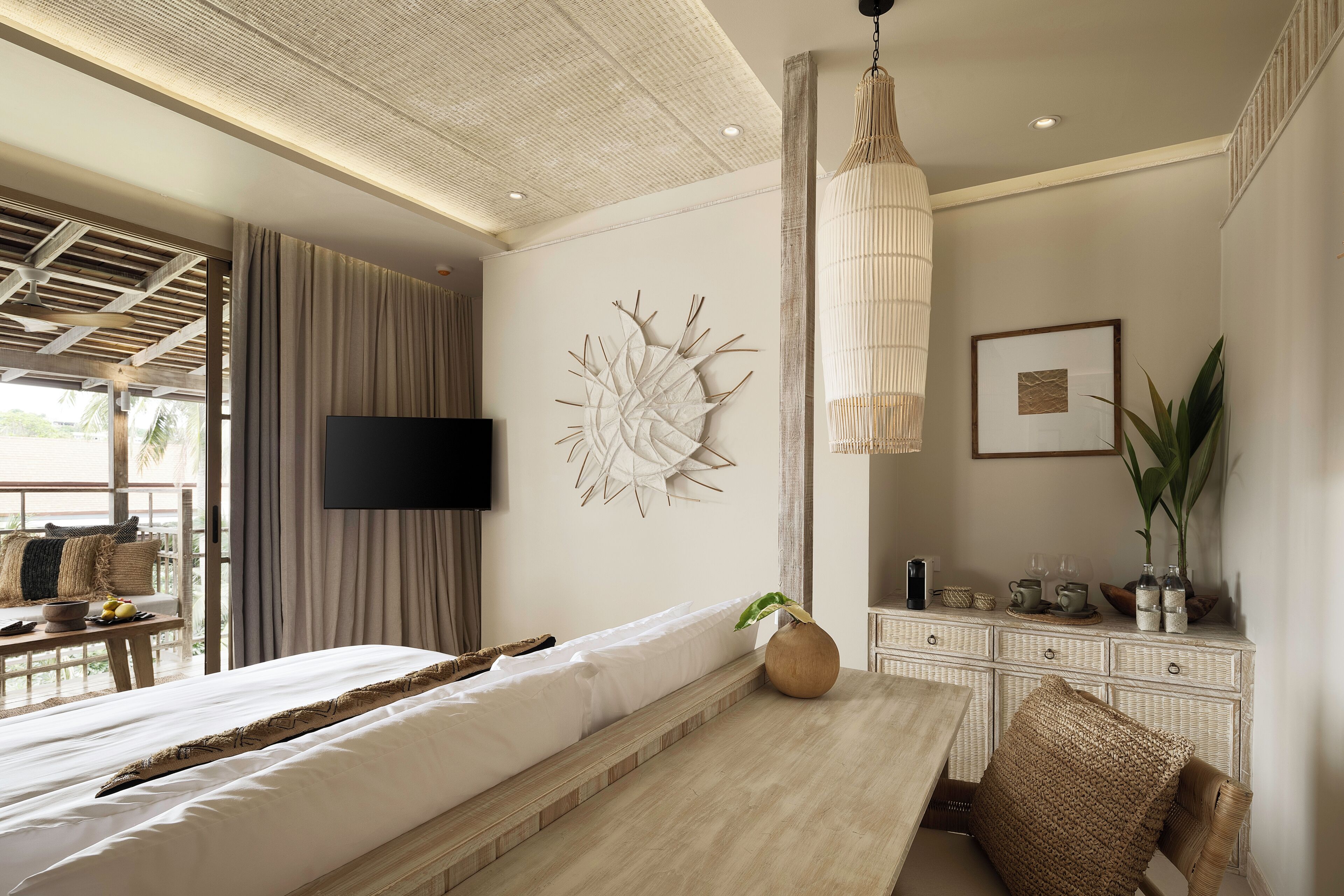 1 bedroom, in-room safe, individually decorated, individually furnished