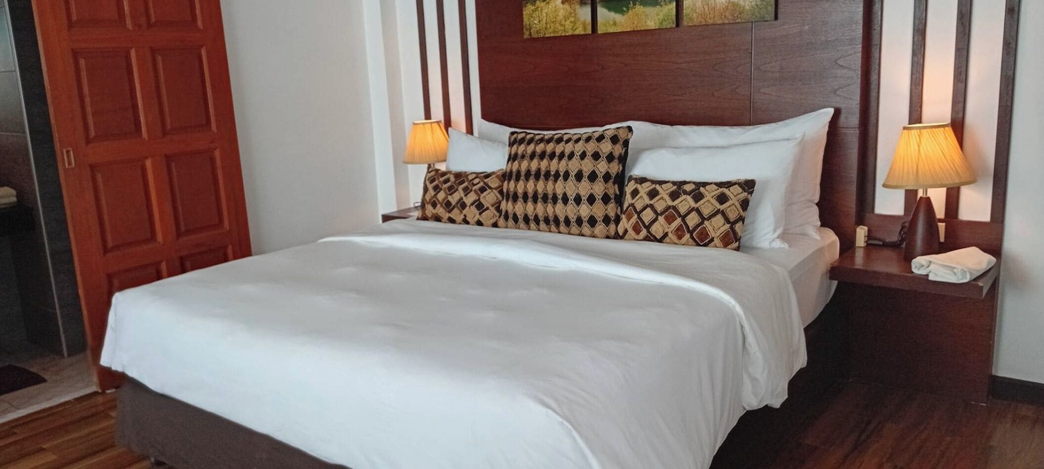 In-room safe, blackout curtains, free WiFi, bed sheets