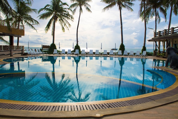 Outdoor pool, pool umbrellas, pool loungers