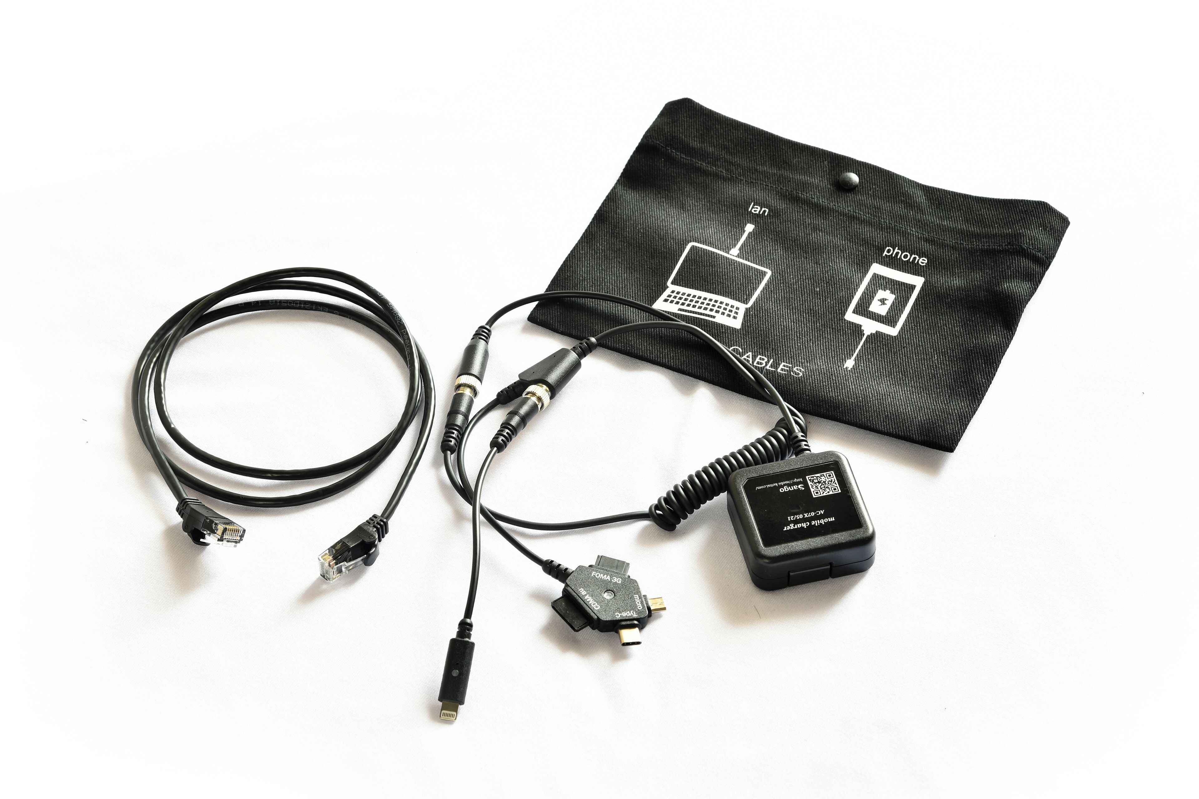 desk, laptop workspace, free wired internet, bed sheets