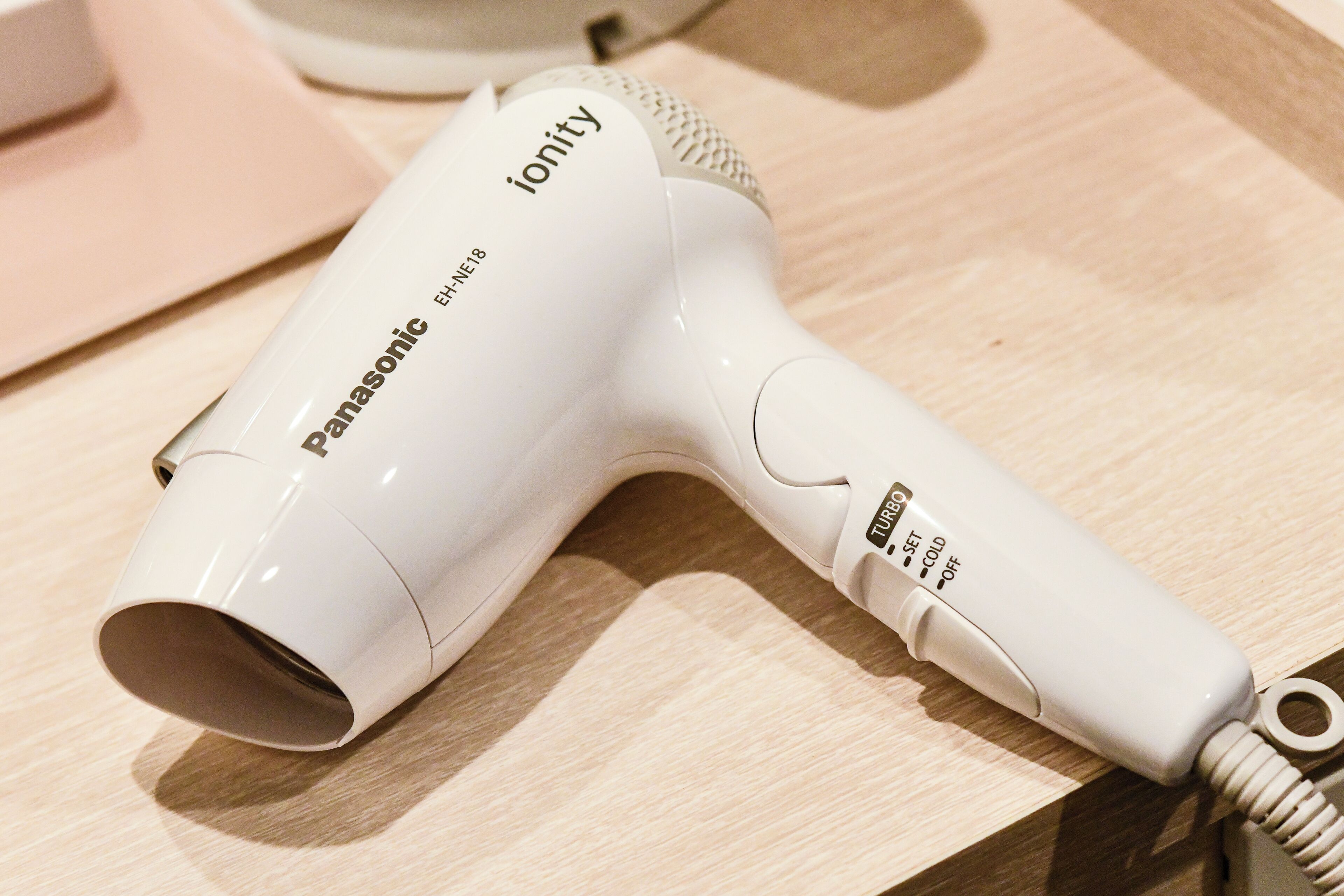 desk, laptop workspace, free wired internet, bed sheets