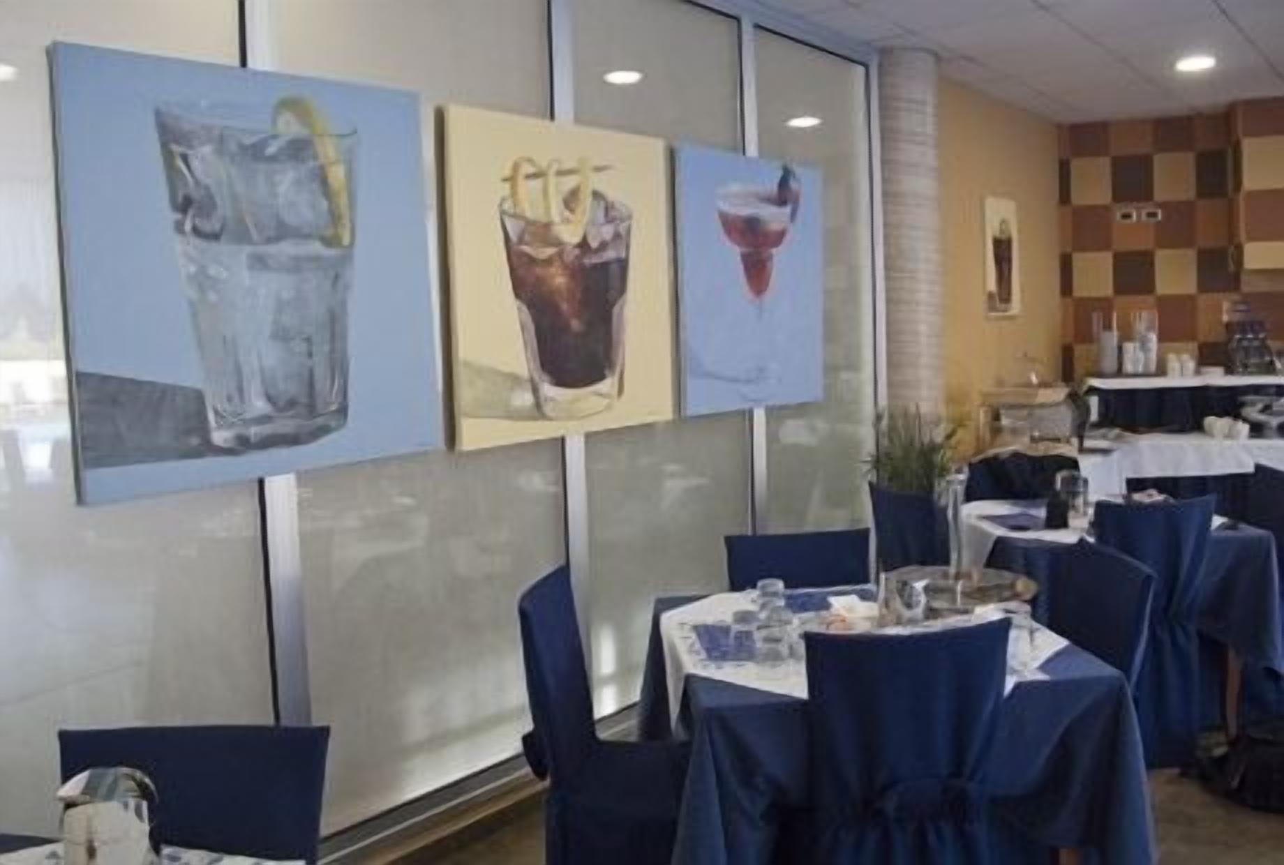 lunch and dinner served, regional cuisine