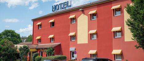 Bagian depan properti