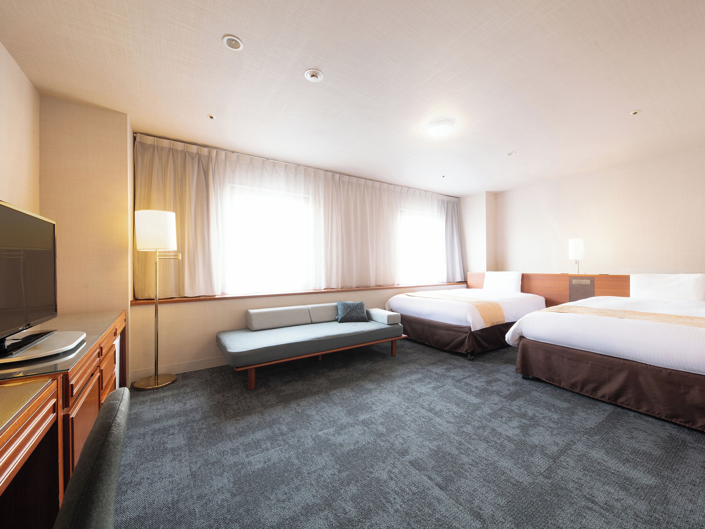 Superior Quadruple Room, Non Smoking | Desk, laptop workspace, blackout curtains, soundproofing