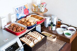 Daily buffet breakfast for a fee - Vessel Inn Yachiyo Katsutadai Ekimae (Yachiyo)