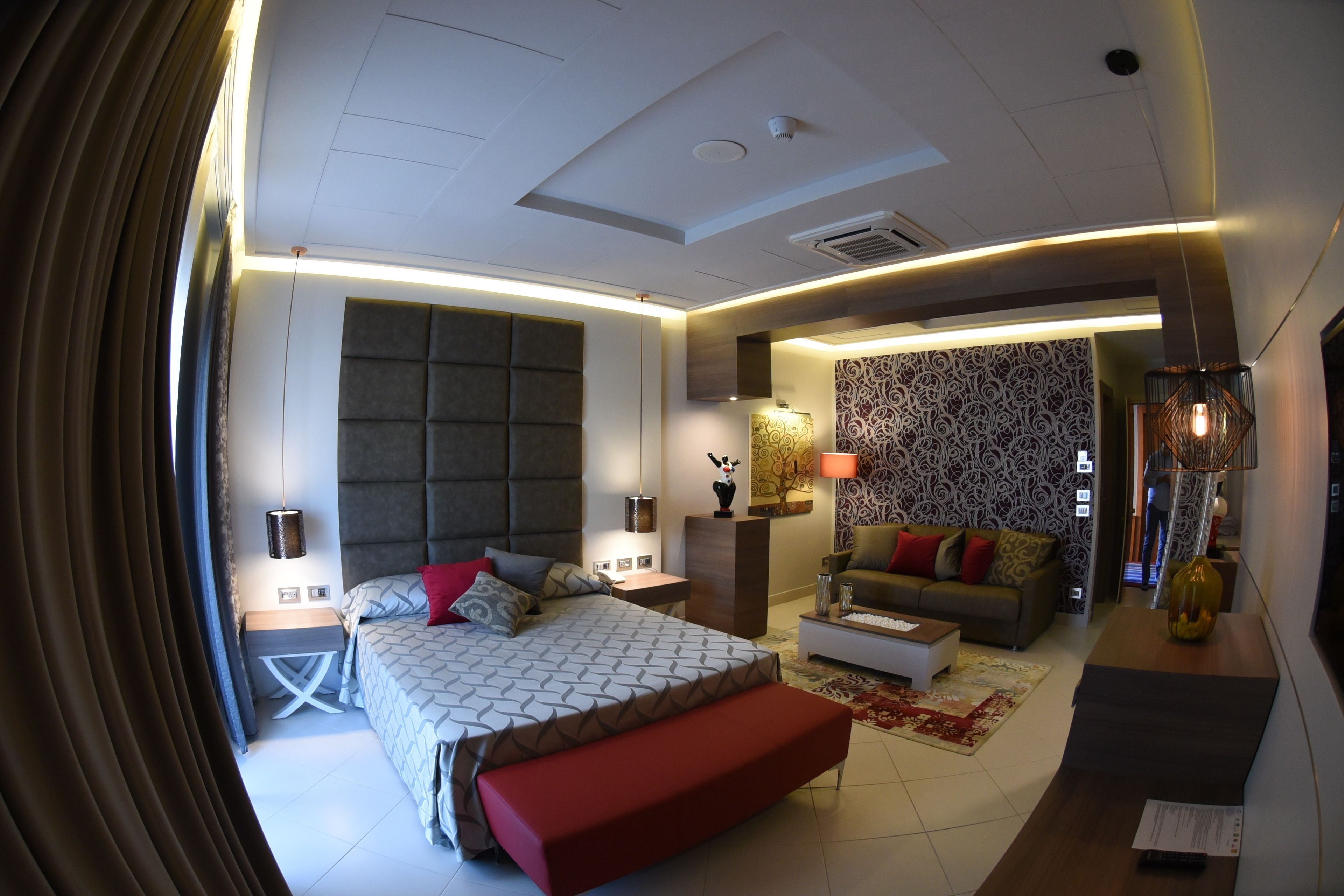 shower, free toiletries, hair dryer, slippers