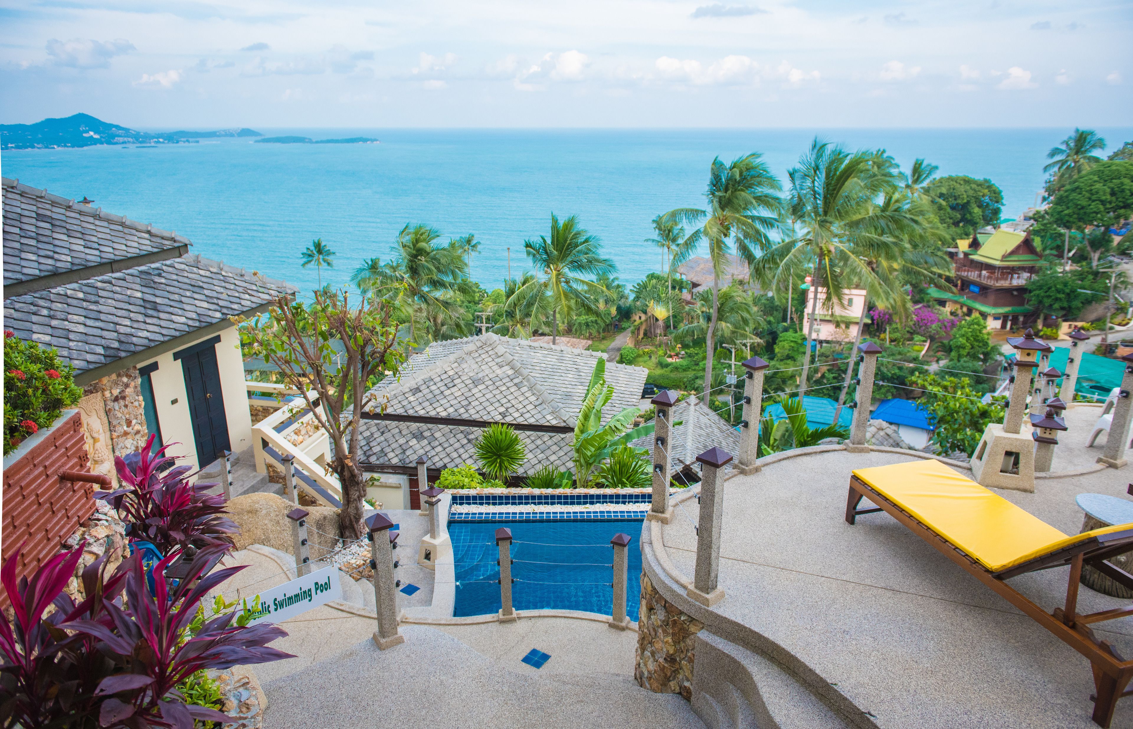 2 outdoor pools, a waterfall pool
