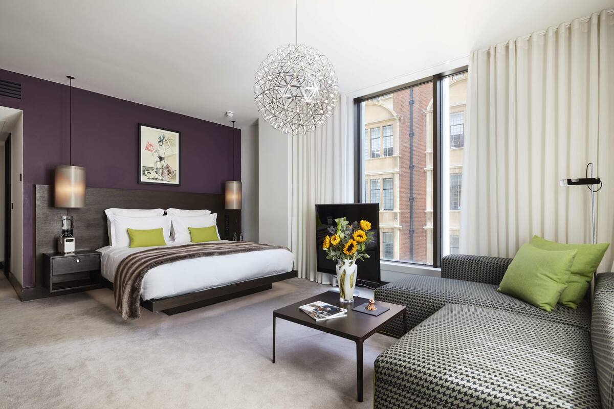 Hypo-allergenic bedding available, down comforters, minibar