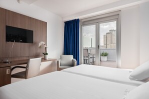 Double or Twin Room, Terrace, Ocean View | Premium bedding, memory foam beds, minibar, in-room safe - Eurostars Blue Coruña (A Coruña)