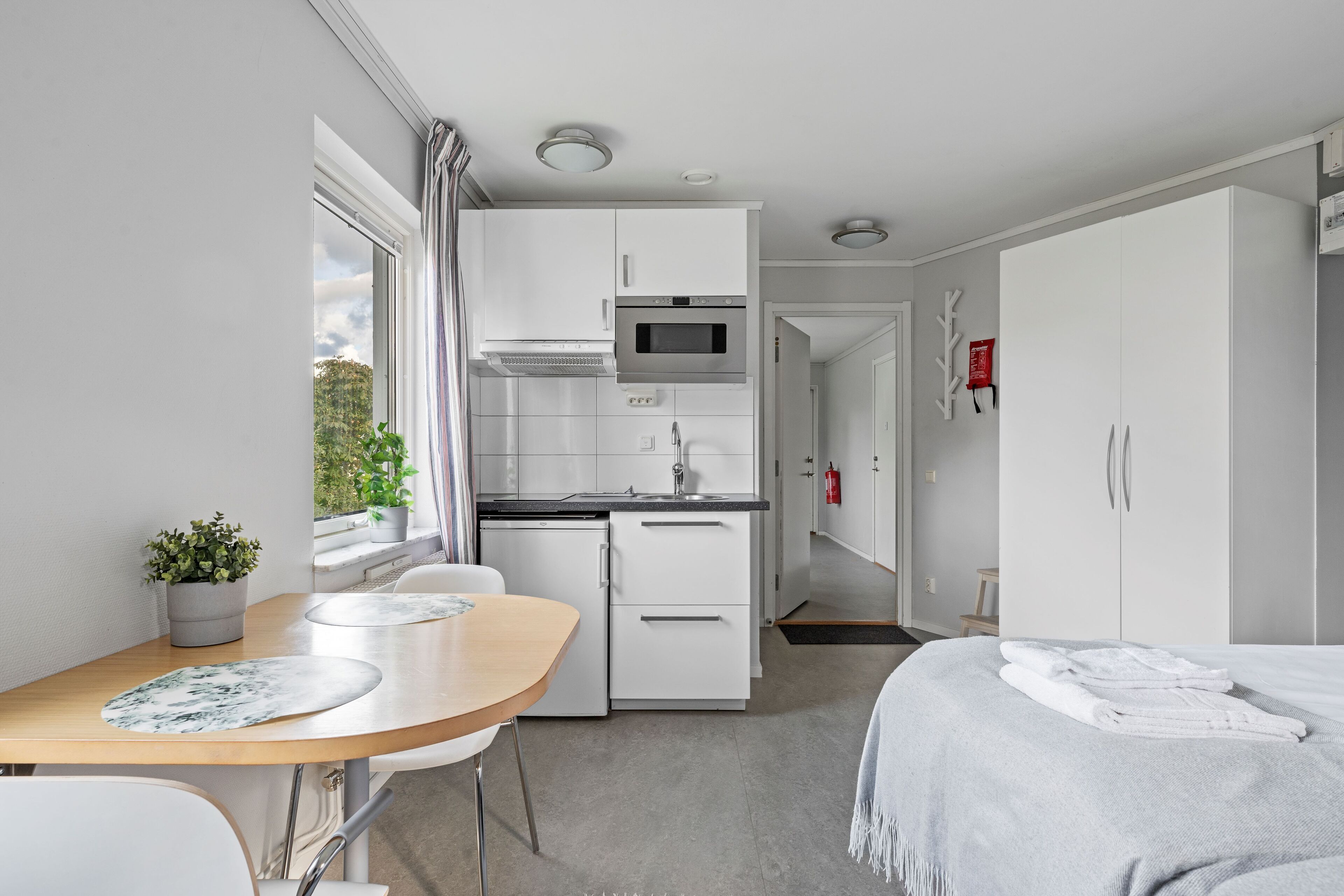 studio | 1 bedroom, individually decorated, individually furnished, desk