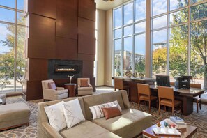 Lobby - Cambria Hotel Plano Frisco (Plano)