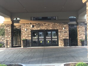 Entrée de l’hébergement